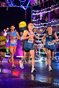BIB: 20199, 89226, 40629
                            <button type="button" onclick="openModal(16160567)" class="btn btn-primary btn-sm float-right btn-popup" data-toggle="modal" data-target=".modal-high-quality">
                        <i class="fas fa-shopping-cart"></i> Add to Cart
                    </button>
                                            <button type="button" onclick="isThisMe(16160567, true)" class="btn btn-success btn-sm float-right btn-popup btn-isme hidden" data-toggle="tooltip" data-placement="bottom" title="นี่คือรูปของคุณใช่ไหม คลิกที่นี่เพื่อเอาเข้าอัลบั้ม">
                        <i class="fas fa-plus"></i> Add to album
                    </button>
                    <button type="button" onclick="isThisMe(16160567, false)" class="btn btn-warning btn-sm float-right btn-popup btn-isnotme hidden">
                        <i class="fas fa-ban"></i> Remove from album
                    </button>
