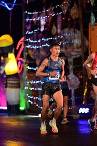 BIB: 40154
                            <button type="button" onclick="openModal(16269588)" class="btn btn-primary btn-sm float-right btn-popup" data-toggle="modal" data-target=".modal-high-quality">
                        <i class="fas fa-shopping-cart"></i> Add to Cart
                    </button>
                                            <button type="button" onclick="isThisMe(16269588, true)" class="btn btn-success btn-sm float-right btn-popup btn-isme hidden" data-toggle="tooltip" data-placement="bottom" title="นี่คือรูปของคุณใช่ไหม คลิกที่นี่เพื่อเอาเข้าอัลบั้ม">
                        <i class="fas fa-plus"></i> Add to album
                    </button>
                    <button type="button" onclick="isThisMe(16269588, false)" class="btn btn-warning btn-sm float-right btn-popup btn-isnotme hidden">
                        <i class="fas fa-ban"></i> Remove from album
                    </button>