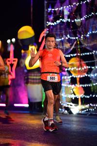 BIB: 505
                            <button type="button" onclick="openModal(16168943)" class="btn btn-primary btn-sm float-right btn-popup" data-toggle="modal" data-target=".modal-high-quality">
                        <i class="fas fa-shopping-cart"></i> Add to Cart
                    </button>
                                            <button type="button" onclick="isThisMe(16168943, true)" class="btn btn-success btn-sm float-right btn-popup btn-isme hidden" data-toggle="tooltip" data-placement="bottom" title="นี่คือรูปของคุณใช่ไหม คลิกที่นี่เพื่อเอาเข้าอัลบั้ม">
                        <i class="fas fa-plus"></i> Add to album
                    </button>
                    <button type="button" onclick="isThisMe(16168943, false)" class="btn btn-warning btn-sm float-right btn-popup btn-isnotme hidden">
                        <i class="fas fa-ban"></i> Remove from album
                    </button>
