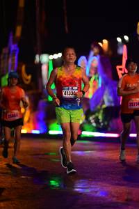 BIB: 4133, 25734, 25464
                            <button type="button" onclick="openModal(16172788)" class="btn btn-primary btn-sm float-right btn-popup" data-toggle="modal" data-target=".modal-high-quality">
                        <i class="fas fa-shopping-cart"></i> Add to Cart
                    </button>
                                            <button type="button" onclick="isThisMe(16172788, true)" class="btn btn-success btn-sm float-right btn-popup btn-isme hidden" data-toggle="tooltip" data-placement="bottom" title="นี่คือรูปของคุณใช่ไหม คลิกที่นี่เพื่อเอาเข้าอัลบั้ม">
                        <i class="fas fa-plus"></i> Add to album
                    </button>
                    <button type="button" onclick="isThisMe(16172788, false)" class="btn btn-warning btn-sm float-right btn-popup btn-isnotme hidden">
                        <i class="fas fa-ban"></i> Remove from album
                    </button>