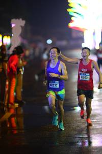 BIB: 41005, 43232
                            <button type="button" onclick="openModal(17642740)" class="btn btn-primary btn-sm float-right btn-popup" data-toggle="modal" data-target=".modal-high-quality">
                        <i class="fas fa-shopping-cart"></i> Add to Cart
                    </button>
                                            <button type="button" onclick="isThisMe(17642740, true)" class="btn btn-success btn-sm float-right btn-popup btn-isme hidden" data-toggle="tooltip" data-placement="bottom" title="นี่คือรูปของคุณใช่ไหม คลิกที่นี่เพื่อเอาเข้าอัลบั้ม">
                        <i class="fas fa-plus"></i> Add to album
                    </button>
                    <button type="button" onclick="isThisMe(17642740, false)" class="btn btn-warning btn-sm float-right btn-popup btn-isnotme hidden">
                        <i class="fas fa-ban"></i> Remove from album
                    </button>