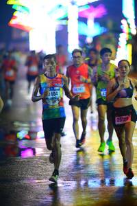 BIB: 2424, 2404, 25129
                            <button type="button" onclick="openModal(17645872)" class="btn btn-primary btn-sm float-right btn-popup" data-toggle="modal" data-target=".modal-high-quality">
                        <i class="fas fa-shopping-cart"></i> Add to Cart
                    </button>
                                            <button type="button" onclick="isThisMe(17645872, true)" class="btn btn-success btn-sm float-right btn-popup btn-isme hidden" data-toggle="tooltip" data-placement="bottom" title="นี่คือรูปของคุณใช่ไหม คลิกที่นี่เพื่อเอาเข้าอัลบั้ม">
                        <i class="fas fa-plus"></i> Add to album
                    </button>
                    <button type="button" onclick="isThisMe(17645872, false)" class="btn btn-warning btn-sm float-right btn-popup btn-isnotme hidden">
                        <i class="fas fa-ban"></i> Remove from album
                    </button>