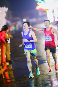 BIB: 43232
                            <button type="button" onclick="openModal(18077128)" class="btn btn-primary btn-sm float-right btn-popup" data-toggle="modal" data-target=".modal-high-quality">
                        <i class="fas fa-shopping-cart"></i> Add to Cart
                    </button>
                                            <button type="button" onclick="isThisMe(18077128, true)" class="btn btn-success btn-sm float-right btn-popup btn-isme hidden" data-toggle="tooltip" data-placement="bottom" title="นี่คือรูปของคุณใช่ไหม คลิกที่นี่เพื่อเอาเข้าอัลบั้ม">
                        <i class="fas fa-plus"></i> Add to album
                    </button>
                    <button type="button" onclick="isThisMe(18077128, false)" class="btn btn-warning btn-sm float-right btn-popup btn-isnotme hidden">
                        <i class="fas fa-ban"></i> Remove from album
                    </button>