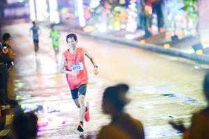 BIB: 4223
                            <button type="button" onclick="openModal(18076588)" class="btn btn-primary btn-sm float-right btn-popup" data-toggle="modal" data-target=".modal-high-quality">
                        <i class="fas fa-shopping-cart"></i> Add to Cart
                    </button>
                                            <button type="button" onclick="isThisMe(18076588, true)" class="btn btn-success btn-sm float-right btn-popup btn-isme hidden" data-toggle="tooltip" data-placement="bottom" title="นี่คือรูปของคุณใช่ไหม คลิกที่นี่เพื่อเอาเข้าอัลบั้ม">
                        <i class="fas fa-plus"></i> Add to album
                    </button>
                    <button type="button" onclick="isThisMe(18076588, false)" class="btn btn-warning btn-sm float-right btn-popup btn-isnotme hidden">
                        <i class="fas fa-ban"></i> Remove from album
                    </button>