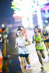 BIB: 20232, 20397
                            <button type="button" onclick="openModal(18077764)" class="btn btn-primary btn-sm float-right btn-popup" data-toggle="modal" data-target=".modal-high-quality">
                        <i class="fas fa-shopping-cart"></i> Add to Cart
                    </button>
                                            <button type="button" onclick="isThisMe(18077764, true)" class="btn btn-success btn-sm float-right btn-popup btn-isme hidden" data-toggle="tooltip" data-placement="bottom" title="นี่คือรูปของคุณใช่ไหม คลิกที่นี่เพื่อเอาเข้าอัลบั้ม">
                        <i class="fas fa-plus"></i> Add to album
                    </button>
                    <button type="button" onclick="isThisMe(18077764, false)" class="btn btn-warning btn-sm float-right btn-popup btn-isnotme hidden">
                        <i class="fas fa-ban"></i> Remove from album
                    </button>