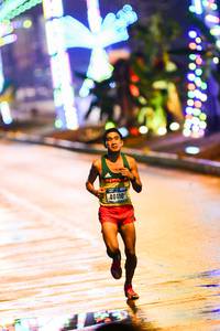 BIB: 40110
                            <button type="button" onclick="openModal(18076223)" class="btn btn-primary btn-sm float-right btn-popup" data-toggle="modal" data-target=".modal-high-quality">
                        <i class="fas fa-shopping-cart"></i> Add to Cart
                    </button>
                                            <button type="button" onclick="isThisMe(18076223, true)" class="btn btn-success btn-sm float-right btn-popup btn-isme hidden" data-toggle="tooltip" data-placement="bottom" title="นี่คือรูปของคุณใช่ไหม คลิกที่นี่เพื่อเอาเข้าอัลบั้ม">
                        <i class="fas fa-plus"></i> Add to album
                    </button>
                    <button type="button" onclick="isThisMe(18076223, false)" class="btn btn-warning btn-sm float-right btn-popup btn-isnotme hidden">
                        <i class="fas fa-ban"></i> Remove from album
                    </button>