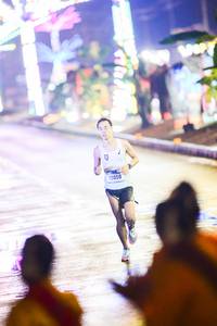 BIB: 10050
                            <button type="button" onclick="openModal(18076697)" class="btn btn-primary btn-sm float-right btn-popup" data-toggle="modal" data-target=".modal-high-quality">
                        <i class="fas fa-shopping-cart"></i> Add to Cart
                    </button>
                                            <button type="button" onclick="isThisMe(18076697, true)" class="btn btn-success btn-sm float-right btn-popup btn-isme hidden" data-toggle="tooltip" data-placement="bottom" title="นี่คือรูปของคุณใช่ไหม คลิกที่นี่เพื่อเอาเข้าอัลบั้ม">
                        <i class="fas fa-plus"></i> Add to album
                    </button>
                    <button type="button" onclick="isThisMe(18076697, false)" class="btn btn-warning btn-sm float-right btn-popup btn-isnotme hidden">
                        <i class="fas fa-ban"></i> Remove from album
                    </button>