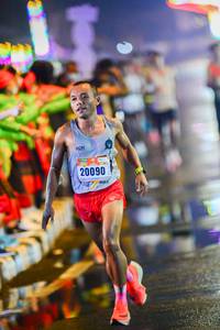 BIB: 20090
                            <button type="button" onclick="openModal(18077345)" class="btn btn-primary btn-sm float-right btn-popup" data-toggle="modal" data-target=".modal-high-quality">
                        <i class="fas fa-shopping-cart"></i> Add to Cart
                    </button>
                                            <button type="button" onclick="isThisMe(18077345, true)" class="btn btn-success btn-sm float-right btn-popup btn-isme hidden" data-toggle="tooltip" data-placement="bottom" title="นี่คือรูปของคุณใช่ไหม คลิกที่นี่เพื่อเอาเข้าอัลบั้ม">
                        <i class="fas fa-plus"></i> Add to album
                    </button>
                    <button type="button" onclick="isThisMe(18077345, false)" class="btn btn-warning btn-sm float-right btn-popup btn-isnotme hidden">
                        <i class="fas fa-ban"></i> Remove from album
                    </button>