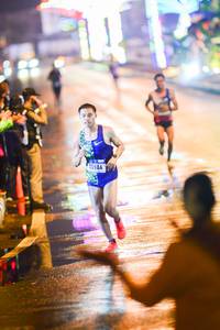 BIB: 40944
                            <button type="button" onclick="openModal(18076466)" class="btn btn-primary btn-sm float-right btn-popup" data-toggle="modal" data-target=".modal-high-quality">
                        <i class="fas fa-shopping-cart"></i> Add to Cart
                    </button>
                                            <button type="button" onclick="isThisMe(18076466, true)" class="btn btn-success btn-sm float-right btn-popup btn-isme hidden" data-toggle="tooltip" data-placement="bottom" title="นี่คือรูปของคุณใช่ไหม คลิกที่นี่เพื่อเอาเข้าอัลบั้ม">
                        <i class="fas fa-plus"></i> Add to album
                    </button>
                    <button type="button" onclick="isThisMe(18076466, false)" class="btn btn-warning btn-sm float-right btn-popup btn-isnotme hidden">
                        <i class="fas fa-ban"></i> Remove from album
                    </button>