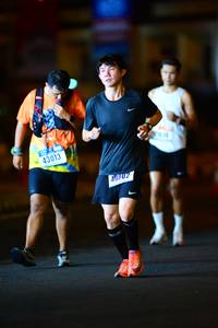 BIB: 43013
                            <button type="button" onclick="openModal(17709499)" class="btn btn-primary btn-sm float-right btn-popup" data-toggle="modal" data-target=".modal-high-quality">
                        <i class="fas fa-shopping-cart"></i> Add to Cart
                    </button>
                                            <button type="button" onclick="isThisMe(17709499, true)" class="btn btn-success btn-sm float-right btn-popup btn-isme hidden" data-toggle="tooltip" data-placement="bottom" title="นี่คือรูปของคุณใช่ไหม คลิกที่นี่เพื่อเอาเข้าอัลบั้ม">
                        <i class="fas fa-plus"></i> Add to album
                    </button>
                    <button type="button" onclick="isThisMe(17709499, false)" class="btn btn-warning btn-sm float-right btn-popup btn-isnotme hidden">
                        <i class="fas fa-ban"></i> Remove from album
                    </button>