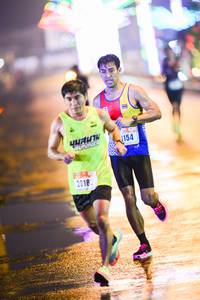 BIB: 154, 2018
                            <button type="button" onclick="openModal(17879126)" class="btn btn-primary btn-sm float-right btn-popup" data-toggle="modal" data-target=".modal-high-quality">
                        <i class="fas fa-shopping-cart"></i> Add to Cart
                    </button>
                                            <button type="button" onclick="isThisMe(17879126, true)" class="btn btn-success btn-sm float-right btn-popup btn-isme hidden" data-toggle="tooltip" data-placement="bottom" title="นี่คือรูปของคุณใช่ไหม คลิกที่นี่เพื่อเอาเข้าอัลบั้ม">
                        <i class="fas fa-plus"></i> Add to album
                    </button>
                    <button type="button" onclick="isThisMe(17879126, false)" class="btn btn-warning btn-sm float-right btn-popup btn-isnotme hidden">
                        <i class="fas fa-ban"></i> Remove from album
                    </button>