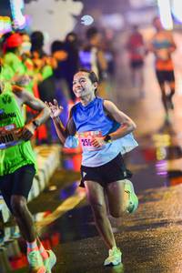 BIB: 250
                            <button type="button" onclick="openModal(17880134)" class="btn btn-primary btn-sm float-right btn-popup" data-toggle="modal" data-target=".modal-high-quality">
                        <i class="fas fa-shopping-cart"></i> Add to Cart
                    </button>
                                            <button type="button" onclick="isThisMe(17880134, true)" class="btn btn-success btn-sm float-right btn-popup btn-isme hidden" data-toggle="tooltip" data-placement="bottom" title="นี่คือรูปของคุณใช่ไหม คลิกที่นี่เพื่อเอาเข้าอัลบั้ม">
                        <i class="fas fa-plus"></i> Add to album
                    </button>
                    <button type="button" onclick="isThisMe(17880134, false)" class="btn btn-warning btn-sm float-right btn-popup btn-isnotme hidden">
                        <i class="fas fa-ban"></i> Remove from album
                    </button>