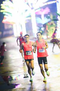 BIB: 22091, 40781
                            <button type="button" onclick="openModal(17879627)" class="btn btn-primary btn-sm float-right btn-popup" data-toggle="modal" data-target=".modal-high-quality">
                        <i class="fas fa-shopping-cart"></i> Add to Cart
                    </button>
                                            <button type="button" onclick="isThisMe(17879627, true)" class="btn btn-success btn-sm float-right btn-popup btn-isme hidden" data-toggle="tooltip" data-placement="bottom" title="นี่คือรูปของคุณใช่ไหม คลิกที่นี่เพื่อเอาเข้าอัลบั้ม">
                        <i class="fas fa-plus"></i> Add to album
                    </button>
                    <button type="button" onclick="isThisMe(17879627, false)" class="btn btn-warning btn-sm float-right btn-popup btn-isnotme hidden">
                        <i class="fas fa-ban"></i> Remove from album
                    </button>