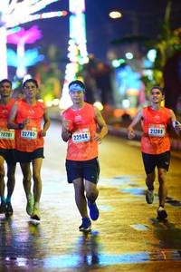 BIB: 20201, 21289, 22944
                            <button type="button" onclick="openModal(16619618)" class="btn btn-primary btn-sm float-right btn-popup" data-toggle="modal" data-target=".modal-high-quality">
                        <i class="fas fa-shopping-cart"></i> Add to Cart
                    </button>
                                            <button type="button" onclick="isThisMe(16619618, true)" class="btn btn-success btn-sm float-right btn-popup btn-isme hidden" data-toggle="tooltip" data-placement="bottom" title="นี่คือรูปของคุณใช่ไหม คลิกที่นี่เพื่อเอาเข้าอัลบั้ม">
                        <i class="fas fa-plus"></i> Add to album
                    </button>
                    <button type="button" onclick="isThisMe(16619618, false)" class="btn btn-warning btn-sm float-right btn-popup btn-isnotme hidden">
                        <i class="fas fa-ban"></i> Remove from album
                    </button>