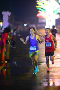 BIB: 43232
                            <button type="button" onclick="openModal(16724983)" class="btn btn-primary btn-sm float-right btn-popup" data-toggle="modal" data-target=".modal-high-quality">
                        <i class="fas fa-shopping-cart"></i> Add to Cart
                    </button>
                                            <button type="button" onclick="isThisMe(16724983, true)" class="btn btn-success btn-sm float-right btn-popup btn-isme hidden" data-toggle="tooltip" data-placement="bottom" title="นี่คือรูปของคุณใช่ไหม คลิกที่นี่เพื่อเอาเข้าอัลบั้ม">
                        <i class="fas fa-plus"></i> Add to album
                    </button>
                    <button type="button" onclick="isThisMe(16724983, false)" class="btn btn-warning btn-sm float-right btn-popup btn-isnotme hidden">
                        <i class="fas fa-ban"></i> Remove from album
                    </button>