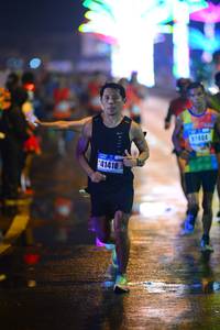 BIB: 92404, 41418
                            <button type="button" onclick="openModal(16649093)" class="btn btn-primary btn-sm float-right btn-popup" data-toggle="modal" data-target=".modal-high-quality">
                        <i class="fas fa-shopping-cart"></i> Add to Cart
                    </button>
                                            <button type="button" onclick="isThisMe(16649093, true)" class="btn btn-success btn-sm float-right btn-popup btn-isme hidden" data-toggle="tooltip" data-placement="bottom" title="นี่คือรูปของคุณใช่ไหม คลิกที่นี่เพื่อเอาเข้าอัลบั้ม">
                        <i class="fas fa-plus"></i> Add to album
                    </button>
                    <button type="button" onclick="isThisMe(16649093, false)" class="btn btn-warning btn-sm float-right btn-popup btn-isnotme hidden">
                        <i class="fas fa-ban"></i> Remove from album
                    </button>