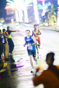 BIB: 1534
                            <button type="button" onclick="openModal(17876954)" class="btn btn-primary btn-sm float-right btn-popup" data-toggle="modal" data-target=".modal-high-quality">
                        <i class="fas fa-shopping-cart"></i> Add to Cart
                    </button>
                                            <button type="button" onclick="isThisMe(17876954, true)" class="btn btn-success btn-sm float-right btn-popup btn-isme hidden" data-toggle="tooltip" data-placement="bottom" title="นี่คือรูปของคุณใช่ไหม คลิกที่นี่เพื่อเอาเข้าอัลบั้ม">
                        <i class="fas fa-plus"></i> Add to album
                    </button>
                    <button type="button" onclick="isThisMe(17876954, false)" class="btn btn-warning btn-sm float-right btn-popup btn-isnotme hidden">
                        <i class="fas fa-ban"></i> Remove from album
                    </button>