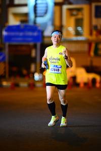 BIB: 42848
                            <button type="button" onclick="openModal(16736833)" class="btn btn-primary btn-sm float-right btn-popup" data-toggle="modal" data-target=".modal-high-quality">
                        <i class="fas fa-shopping-cart"></i> Add to Cart
                    </button>
                                            <button type="button" onclick="isThisMe(16736833, true)" class="btn btn-success btn-sm float-right btn-popup btn-isme hidden" data-toggle="tooltip" data-placement="bottom" title="นี่คือรูปของคุณใช่ไหม คลิกที่นี่เพื่อเอาเข้าอัลบั้ม">
                        <i class="fas fa-plus"></i> Add to album
                    </button>
                    <button type="button" onclick="isThisMe(16736833, false)" class="btn btn-warning btn-sm float-right btn-popup btn-isnotme hidden">
                        <i class="fas fa-ban"></i> Remove from album
                    </button>