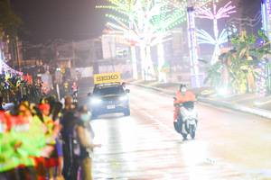 BIB: 
                            <button type="button" onclick="openModal(17876918)" class="btn btn-primary btn-sm float-right btn-popup" data-toggle="modal" data-target=".modal-high-quality">
                        <i class="fas fa-shopping-cart"></i> Add to Cart
                    </button>
                                            <button type="button" onclick="isThisMe(17876918, true)" class="btn btn-success btn-sm float-right btn-popup btn-isme hidden" data-toggle="tooltip" data-placement="bottom" title="นี่คือรูปของคุณใช่ไหม คลิกที่นี่เพื่อเอาเข้าอัลบั้ม">
                        <i class="fas fa-plus"></i> Add to album
                    </button>
                    <button type="button" onclick="isThisMe(17876918, false)" class="btn btn-warning btn-sm float-right btn-popup btn-isnotme hidden">
                        <i class="fas fa-ban"></i> Remove from album
                    </button>