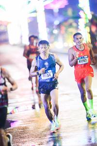 BIB: 41262, 40154
                            <button type="button" onclick="openModal(17879952)" class="btn btn-primary btn-sm float-right btn-popup" data-toggle="modal" data-target=".modal-high-quality">
                        <i class="fas fa-shopping-cart"></i> Add to Cart
                    </button>
                                            <button type="button" onclick="isThisMe(17879952, true)" class="btn btn-success btn-sm float-right btn-popup btn-isme hidden" data-toggle="tooltip" data-placement="bottom" title="นี่คือรูปของคุณใช่ไหม คลิกที่นี่เพื่อเอาเข้าอัลบั้ม">
                        <i class="fas fa-plus"></i> Add to album
                    </button>
                    <button type="button" onclick="isThisMe(17879952, false)" class="btn btn-warning btn-sm float-right btn-popup btn-isnotme hidden">
                        <i class="fas fa-ban"></i> Remove from album
                    </button>