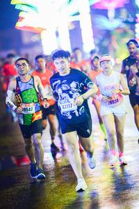 BIB: 26038, 20547, 43117
                            <button type="button" onclick="openModal(17904349)" class="btn btn-primary btn-sm float-right btn-popup" data-toggle="modal" data-target=".modal-high-quality">
                        <i class="fas fa-shopping-cart"></i> Add to Cart
                    </button>
                                            <button type="button" onclick="isThisMe(17904349, true)" class="btn btn-success btn-sm float-right btn-popup btn-isme hidden" data-toggle="tooltip" data-placement="bottom" title="นี่คือรูปของคุณใช่ไหม คลิกที่นี่เพื่อเอาเข้าอัลบั้ม">
                        <i class="fas fa-plus"></i> Add to album
                    </button>
                    <button type="button" onclick="isThisMe(17904349, false)" class="btn btn-warning btn-sm float-right btn-popup btn-isnotme hidden">
                        <i class="fas fa-ban"></i> Remove from album
                    </button>