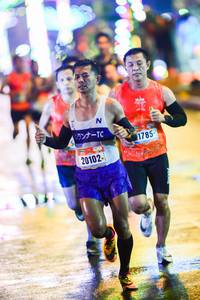 BIB: 1785
                            <button type="button" onclick="openModal(17880188)" class="btn btn-primary btn-sm float-right btn-popup" data-toggle="modal" data-target=".modal-high-quality">
                        <i class="fas fa-shopping-cart"></i> Add to Cart
                    </button>
                                            <button type="button" onclick="isThisMe(17880188, true)" class="btn btn-success btn-sm float-right btn-popup btn-isme hidden" data-toggle="tooltip" data-placement="bottom" title="นี่คือรูปของคุณใช่ไหม คลิกที่นี่เพื่อเอาเข้าอัลบั้ม">
                        <i class="fas fa-plus"></i> Add to album
                    </button>
                    <button type="button" onclick="isThisMe(17880188, false)" class="btn btn-warning btn-sm float-right btn-popup btn-isnotme hidden">
                        <i class="fas fa-ban"></i> Remove from album
                    </button>