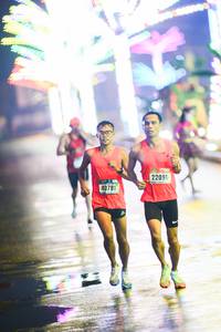 BIB: 22091, 40781
                            <button type="button" onclick="openModal(17879614)" class="btn btn-primary btn-sm float-right btn-popup" data-toggle="modal" data-target=".modal-high-quality">
                        <i class="fas fa-shopping-cart"></i> Add to Cart
                    </button>
                                            <button type="button" onclick="isThisMe(17879614, true)" class="btn btn-success btn-sm float-right btn-popup btn-isme hidden" data-toggle="tooltip" data-placement="bottom" title="นี่คือรูปของคุณใช่ไหม คลิกที่นี่เพื่อเอาเข้าอัลบั้ม">
                        <i class="fas fa-plus"></i> Add to album
                    </button>
                    <button type="button" onclick="isThisMe(17879614, false)" class="btn btn-warning btn-sm float-right btn-popup btn-isnotme hidden">
                        <i class="fas fa-ban"></i> Remove from album
                    </button>