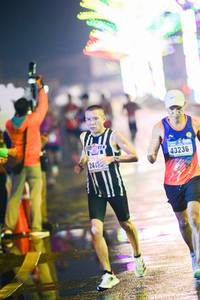 BIB: 43236, 241
                            <button type="button" onclick="openModal(17879569)" class="btn btn-primary btn-sm float-right btn-popup" data-toggle="modal" data-target=".modal-high-quality">
                        <i class="fas fa-shopping-cart"></i> Add to Cart
                    </button>
                                            <button type="button" onclick="isThisMe(17879569, true)" class="btn btn-success btn-sm float-right btn-popup btn-isme hidden" data-toggle="tooltip" data-placement="bottom" title="นี่คือรูปของคุณใช่ไหม คลิกที่นี่เพื่อเอาเข้าอัลบั้ม">
                        <i class="fas fa-plus"></i> Add to album
                    </button>
                    <button type="button" onclick="isThisMe(17879569, false)" class="btn btn-warning btn-sm float-right btn-popup btn-isnotme hidden">
                        <i class="fas fa-ban"></i> Remove from album
                    </button>