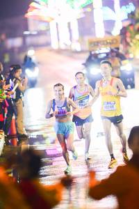 BIB: 4064, 40249
                            <button type="button" onclick="openModal(17876986)" class="btn btn-primary btn-sm float-right btn-popup" data-toggle="modal" data-target=".modal-high-quality">
                        <i class="fas fa-shopping-cart"></i> Add to Cart
                    </button>
                                            <button type="button" onclick="isThisMe(17876986, true)" class="btn btn-success btn-sm float-right btn-popup btn-isme hidden" data-toggle="tooltip" data-placement="bottom" title="นี่คือรูปของคุณใช่ไหม คลิกที่นี่เพื่อเอาเข้าอัลบั้ม">
                        <i class="fas fa-plus"></i> Add to album
                    </button>
                    <button type="button" onclick="isThisMe(17876986, false)" class="btn btn-warning btn-sm float-right btn-popup btn-isnotme hidden">
                        <i class="fas fa-ban"></i> Remove from album
                    </button>