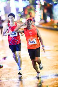 BIB: 1094, 20033
                            <button type="button" onclick="openModal(17880261)" class="btn btn-primary btn-sm float-right btn-popup" data-toggle="modal" data-target=".modal-high-quality">
                        <i class="fas fa-shopping-cart"></i> Add to Cart
                    </button>
                                            <button type="button" onclick="isThisMe(17880261, true)" class="btn btn-success btn-sm float-right btn-popup btn-isme hidden" data-toggle="tooltip" data-placement="bottom" title="นี่คือรูปของคุณใช่ไหม คลิกที่นี่เพื่อเอาเข้าอัลบั้ม">
                        <i class="fas fa-plus"></i> Add to album
                    </button>
                    <button type="button" onclick="isThisMe(17880261, false)" class="btn btn-warning btn-sm float-right btn-popup btn-isnotme hidden">
                        <i class="fas fa-ban"></i> Remove from album
                    </button>