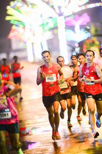 BIB: 41741, 2289
                            <button type="button" onclick="openModal(17879594)" class="btn btn-primary btn-sm float-right btn-popup" data-toggle="modal" data-target=".modal-high-quality">
                        <i class="fas fa-shopping-cart"></i> Add to Cart
                    </button>
                                            <button type="button" onclick="isThisMe(17879594, true)" class="btn btn-success btn-sm float-right btn-popup btn-isme hidden" data-toggle="tooltip" data-placement="bottom" title="นี่คือรูปของคุณใช่ไหม คลิกที่นี่เพื่อเอาเข้าอัลบั้ม">
                        <i class="fas fa-plus"></i> Add to album
                    </button>
                    <button type="button" onclick="isThisMe(17879594, false)" class="btn btn-warning btn-sm float-right btn-popup btn-isnotme hidden">
                        <i class="fas fa-ban"></i> Remove from album
                    </button>