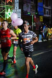 BIB: 219, 226, 23250
                            <button type="button" onclick="openModal(17009026)" class="btn btn-primary btn-sm float-right btn-popup" data-toggle="modal" data-target=".modal-high-quality">
                        <i class="fas fa-shopping-cart"></i> Add to Cart
                    </button>
                                            <button type="button" onclick="isThisMe(17009026, true)" class="btn btn-success btn-sm float-right btn-popup btn-isme hidden" data-toggle="tooltip" data-placement="bottom" title="นี่คือรูปของคุณใช่ไหม คลิกที่นี่เพื่อเอาเข้าอัลบั้ม">
                        <i class="fas fa-plus"></i> Add to album
                    </button>
                    <button type="button" onclick="isThisMe(17009026, false)" class="btn btn-warning btn-sm float-right btn-popup btn-isnotme hidden">
                        <i class="fas fa-ban"></i> Remove from album
                    </button>