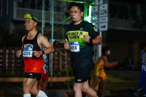 BIB: 226, 1824, 43325
                            <button type="button" onclick="openModal(17020547)" class="btn btn-primary btn-sm float-right btn-popup" data-toggle="modal" data-target=".modal-high-quality">
                        <i class="fas fa-shopping-cart"></i> Add to Cart
                    </button>
                                            <button type="button" onclick="isThisMe(17020547, true)" class="btn btn-success btn-sm float-right btn-popup btn-isme hidden" data-toggle="tooltip" data-placement="bottom" title="นี่คือรูปของคุณใช่ไหม คลิกที่นี่เพื่อเอาเข้าอัลบั้ม">
                        <i class="fas fa-plus"></i> Add to album
                    </button>
                    <button type="button" onclick="isThisMe(17020547, false)" class="btn btn-warning btn-sm float-right btn-popup btn-isnotme hidden">
                        <i class="fas fa-ban"></i> Remove from album
                    </button>