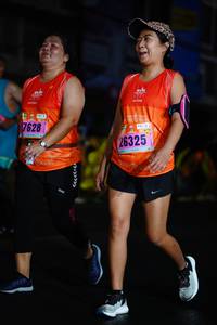 BIB: 7628, 306, 26325
                            <button type="button" onclick="openModal(17023118)" class="btn btn-primary btn-sm float-right btn-popup" data-toggle="modal" data-target=".modal-high-quality">
                        <i class="fas fa-shopping-cart"></i> Add to Cart
                    </button>
                                            <button type="button" onclick="isThisMe(17023118, true)" class="btn btn-success btn-sm float-right btn-popup btn-isme hidden" data-toggle="tooltip" data-placement="bottom" title="นี่คือรูปของคุณใช่ไหม คลิกที่นี่เพื่อเอาเข้าอัลบั้ม">
                        <i class="fas fa-plus"></i> Add to album
                    </button>
                    <button type="button" onclick="isThisMe(17023118, false)" class="btn btn-warning btn-sm float-right btn-popup btn-isnotme hidden">
                        <i class="fas fa-ban"></i> Remove from album
                    </button>