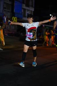 BIB: 417
                            <button type="button" onclick="openModal(17050388)" class="btn btn-primary btn-sm float-right btn-popup" data-toggle="modal" data-target=".modal-high-quality">
                        <i class="fas fa-shopping-cart"></i> Add to Cart
                    </button>
                                            <button type="button" onclick="isThisMe(17050388, true)" class="btn btn-success btn-sm float-right btn-popup btn-isme hidden" data-toggle="tooltip" data-placement="bottom" title="นี่คือรูปของคุณใช่ไหม คลิกที่นี่เพื่อเอาเข้าอัลบั้ม">
                        <i class="fas fa-plus"></i> Add to album
                    </button>
                    <button type="button" onclick="isThisMe(17050388, false)" class="btn btn-warning btn-sm float-right btn-popup btn-isnotme hidden">
                        <i class="fas fa-ban"></i> Remove from album
                    </button>