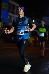 BIB: 40941
                            <button type="button" onclick="openModal(17049445)" class="btn btn-primary btn-sm float-right btn-popup" data-toggle="modal" data-target=".modal-high-quality">
                        <i class="fas fa-shopping-cart"></i> Add to Cart
                    </button>
                                            <button type="button" onclick="isThisMe(17049445, true)" class="btn btn-success btn-sm float-right btn-popup btn-isme hidden" data-toggle="tooltip" data-placement="bottom" title="นี่คือรูปของคุณใช่ไหม คลิกที่นี่เพื่อเอาเข้าอัลบั้ม">
                        <i class="fas fa-plus"></i> Add to album
                    </button>
                    <button type="button" onclick="isThisMe(17049445, false)" class="btn btn-warning btn-sm float-right btn-popup btn-isnotme hidden">
                        <i class="fas fa-ban"></i> Remove from album
                    </button>