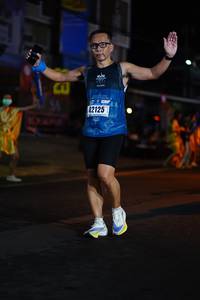 BIB: 42125
                            <button type="button" onclick="openModal(17050380)" class="btn btn-primary btn-sm float-right btn-popup" data-toggle="modal" data-target=".modal-high-quality">
                        <i class="fas fa-shopping-cart"></i> Add to Cart
                    </button>
                                            <button type="button" onclick="isThisMe(17050380, true)" class="btn btn-success btn-sm float-right btn-popup btn-isme hidden" data-toggle="tooltip" data-placement="bottom" title="นี่คือรูปของคุณใช่ไหม คลิกที่นี่เพื่อเอาเข้าอัลบั้ม">
                        <i class="fas fa-plus"></i> Add to album
                    </button>
                    <button type="button" onclick="isThisMe(17050380, false)" class="btn btn-warning btn-sm float-right btn-popup btn-isnotme hidden">
                        <i class="fas fa-ban"></i> Remove from album
                    </button>