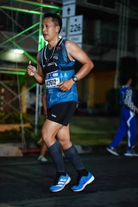 BIB: 226, 42612
                            <button type="button" onclick="openModal(17048559)" class="btn btn-primary btn-sm float-right btn-popup" data-toggle="modal" data-target=".modal-high-quality">
                        <i class="fas fa-shopping-cart"></i> Add to Cart
                    </button>
                                            <button type="button" onclick="isThisMe(17048559, true)" class="btn btn-success btn-sm float-right btn-popup btn-isme hidden" data-toggle="tooltip" data-placement="bottom" title="นี่คือรูปของคุณใช่ไหม คลิกที่นี่เพื่อเอาเข้าอัลบั้ม">
                        <i class="fas fa-plus"></i> Add to album
                    </button>
                    <button type="button" onclick="isThisMe(17048559, false)" class="btn btn-warning btn-sm float-right btn-popup btn-isnotme hidden">
                        <i class="fas fa-ban"></i> Remove from album
                    </button>
