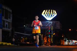 BIB: 43110
                            <button type="button" onclick="openModal(17192209)" class="btn btn-primary btn-sm float-right btn-popup" data-toggle="modal" data-target=".modal-high-quality">
                        <i class="fas fa-shopping-cart"></i> Add to Cart
                    </button>
                                            <button type="button" onclick="isThisMe(17192209, true)" class="btn btn-success btn-sm float-right btn-popup btn-isme hidden" data-toggle="tooltip" data-placement="bottom" title="นี่คือรูปของคุณใช่ไหม คลิกที่นี่เพื่อเอาเข้าอัลบั้ม">
                        <i class="fas fa-plus"></i> Add to album
                    </button>
                    <button type="button" onclick="isThisMe(17192209, false)" class="btn btn-warning btn-sm float-right btn-popup btn-isnotme hidden">
                        <i class="fas fa-ban"></i> Remove from album
                    </button>