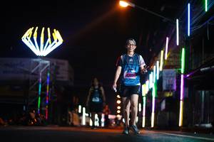 BIB: 4300
                            <button type="button" onclick="openModal(17195859)" class="btn btn-primary btn-sm float-right btn-popup" data-toggle="modal" data-target=".modal-high-quality">
                        <i class="fas fa-shopping-cart"></i> Add to Cart
                    </button>
                                            <button type="button" onclick="isThisMe(17195859, true)" class="btn btn-success btn-sm float-right btn-popup btn-isme hidden" data-toggle="tooltip" data-placement="bottom" title="นี่คือรูปของคุณใช่ไหม คลิกที่นี่เพื่อเอาเข้าอัลบั้ม">
                        <i class="fas fa-plus"></i> Add to album
                    </button>
                    <button type="button" onclick="isThisMe(17195859, false)" class="btn btn-warning btn-sm float-right btn-popup btn-isnotme hidden">
                        <i class="fas fa-ban"></i> Remove from album
                    </button>