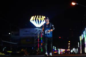 BIB: 4294
                            <button type="button" onclick="openModal(17196546)" class="btn btn-primary btn-sm float-right btn-popup" data-toggle="modal" data-target=".modal-high-quality">
                        <i class="fas fa-shopping-cart"></i> Add to Cart
                    </button>
                                            <button type="button" onclick="isThisMe(17196546, true)" class="btn btn-success btn-sm float-right btn-popup btn-isme hidden" data-toggle="tooltip" data-placement="bottom" title="นี่คือรูปของคุณใช่ไหม คลิกที่นี่เพื่อเอาเข้าอัลบั้ม">
                        <i class="fas fa-plus"></i> Add to album
                    </button>
                    <button type="button" onclick="isThisMe(17196546, false)" class="btn btn-warning btn-sm float-right btn-popup btn-isnotme hidden">
                        <i class="fas fa-ban"></i> Remove from album
                    </button>