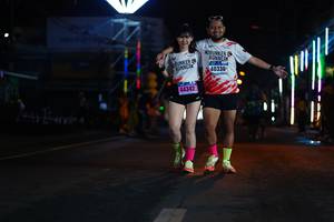 BIB: 40336, 44342
                            <button type="button" onclick="openModal(17172372)" class="btn btn-primary btn-sm float-right btn-popup" data-toggle="modal" data-target=".modal-high-quality">
                        <i class="fas fa-shopping-cart"></i> Add to Cart
                    </button>
                                            <button type="button" onclick="isThisMe(17172372, true)" class="btn btn-success btn-sm float-right btn-popup btn-isme hidden" data-toggle="tooltip" data-placement="bottom" title="นี่คือรูปของคุณใช่ไหม คลิกที่นี่เพื่อเอาเข้าอัลบั้ม">
                        <i class="fas fa-plus"></i> Add to album
                    </button>
                    <button type="button" onclick="isThisMe(17172372, false)" class="btn btn-warning btn-sm float-right btn-popup btn-isnotme hidden">
                        <i class="fas fa-ban"></i> Remove from album
                    </button>