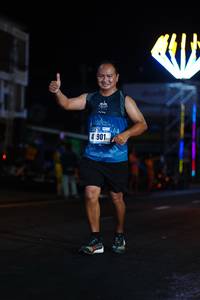 BIB: 901
                            <button type="button" onclick="openModal(17079250)" class="btn btn-primary btn-sm float-right btn-popup" data-toggle="modal" data-target=".modal-high-quality">
                        <i class="fas fa-shopping-cart"></i> Add to Cart
                    </button>
                                            <button type="button" onclick="isThisMe(17079250, true)" class="btn btn-success btn-sm float-right btn-popup btn-isme hidden" data-toggle="tooltip" data-placement="bottom" title="นี่คือรูปของคุณใช่ไหม คลิกที่นี่เพื่อเอาเข้าอัลบั้ม">
                        <i class="fas fa-plus"></i> Add to album
                    </button>
                    <button type="button" onclick="isThisMe(17079250, false)" class="btn btn-warning btn-sm float-right btn-popup btn-isnotme hidden">
                        <i class="fas fa-ban"></i> Remove from album
                    </button>