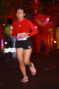 BIB: 254
                            <button type="button" onclick="openModal(16095083)" class="btn btn-primary btn-sm float-right btn-popup" data-toggle="modal" data-target=".modal-high-quality">
                        <i class="fas fa-shopping-cart"></i> Add to Cart
                    </button>
                                            <button type="button" onclick="isThisMe(16095083, true)" class="btn btn-success btn-sm float-right btn-popup btn-isme hidden" data-toggle="tooltip" data-placement="bottom" title="นี่คือรูปของคุณใช่ไหม คลิกที่นี่เพื่อเอาเข้าอัลบั้ม">
                        <i class="fas fa-plus"></i> Add to album
                    </button>
                    <button type="button" onclick="isThisMe(16095083, false)" class="btn btn-warning btn-sm float-right btn-popup btn-isnotme hidden">
                        <i class="fas fa-ban"></i> Remove from album
                    </button>
