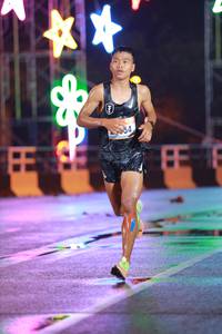 BIB: 22350
                            <button type="button" onclick="openModal(16774534)" class="btn btn-primary btn-sm float-right btn-popup" data-toggle="modal" data-target=".modal-high-quality">
                        <i class="fas fa-shopping-cart"></i> Add to Cart
                    </button>
                                            <button type="button" onclick="isThisMe(16774534, true)" class="btn btn-success btn-sm float-right btn-popup btn-isme hidden" data-toggle="tooltip" data-placement="bottom" title="นี่คือรูปของคุณใช่ไหม คลิกที่นี่เพื่อเอาเข้าอัลบั้ม">
                        <i class="fas fa-plus"></i> Add to album
                    </button>
                    <button type="button" onclick="isThisMe(16774534, false)" class="btn btn-warning btn-sm float-right btn-popup btn-isnotme hidden">
                        <i class="fas fa-ban"></i> Remove from album
                    </button>