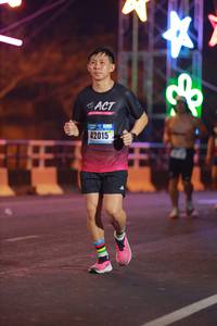 BIB: 42015
                            <button type="button" onclick="openModal(16831127)" class="btn btn-primary btn-sm float-right btn-popup" data-toggle="modal" data-target=".modal-high-quality">
                        <i class="fas fa-shopping-cart"></i> Add to Cart
                    </button>
                                            <button type="button" onclick="isThisMe(16831127, true)" class="btn btn-success btn-sm float-right btn-popup btn-isme hidden" data-toggle="tooltip" data-placement="bottom" title="นี่คือรูปของคุณใช่ไหม คลิกที่นี่เพื่อเอาเข้าอัลบั้ม">
                        <i class="fas fa-plus"></i> Add to album
                    </button>
                    <button type="button" onclick="isThisMe(16831127, false)" class="btn btn-warning btn-sm float-right btn-popup btn-isnotme hidden">
                        <i class="fas fa-ban"></i> Remove from album
                    </button>
