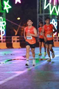BIB: 22572, 24205
                            <button type="button" onclick="openModal(16780535)" class="btn btn-primary btn-sm float-right btn-popup" data-toggle="modal" data-target=".modal-high-quality">
                        <i class="fas fa-shopping-cart"></i> Add to Cart
                    </button>
                                            <button type="button" onclick="isThisMe(16780535, true)" class="btn btn-success btn-sm float-right btn-popup btn-isme hidden" data-toggle="tooltip" data-placement="bottom" title="นี่คือรูปของคุณใช่ไหม คลิกที่นี่เพื่อเอาเข้าอัลบั้ม">
                        <i class="fas fa-plus"></i> Add to album
                    </button>
                    <button type="button" onclick="isThisMe(16780535, false)" class="btn btn-warning btn-sm float-right btn-popup btn-isnotme hidden">
                        <i class="fas fa-ban"></i> Remove from album
                    </button>