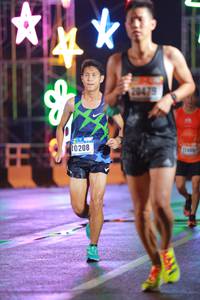 BIB: 20479, 40208, 7400
                            <button type="button" onclick="openModal(16780841)" class="btn btn-primary btn-sm float-right btn-popup" data-toggle="modal" data-target=".modal-high-quality">
                        <i class="fas fa-shopping-cart"></i> Add to Cart
                    </button>
                                            <button type="button" onclick="isThisMe(16780841, true)" class="btn btn-success btn-sm float-right btn-popup btn-isme hidden" data-toggle="tooltip" data-placement="bottom" title="นี่คือรูปของคุณใช่ไหม คลิกที่นี่เพื่อเอาเข้าอัลบั้ม">
                        <i class="fas fa-plus"></i> Add to album
                    </button>
                    <button type="button" onclick="isThisMe(16780841, false)" class="btn btn-warning btn-sm float-right btn-popup btn-isnotme hidden">
                        <i class="fas fa-ban"></i> Remove from album
                    </button>