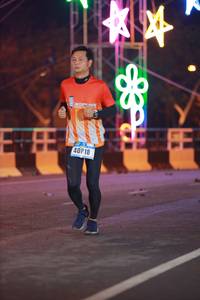 BIB: 40818
                            <button type="button" onclick="openModal(16842916)" class="btn btn-primary btn-sm float-right btn-popup" data-toggle="modal" data-target=".modal-high-quality">
                        <i class="fas fa-shopping-cart"></i> Add to Cart
                    </button>
                                            <button type="button" onclick="isThisMe(16842916, true)" class="btn btn-success btn-sm float-right btn-popup btn-isme hidden" data-toggle="tooltip" data-placement="bottom" title="นี่คือรูปของคุณใช่ไหม คลิกที่นี่เพื่อเอาเข้าอัลบั้ม">
                        <i class="fas fa-plus"></i> Add to album
                    </button>
                    <button type="button" onclick="isThisMe(16842916, false)" class="btn btn-warning btn-sm float-right btn-popup btn-isnotme hidden">
                        <i class="fas fa-ban"></i> Remove from album
                    </button>