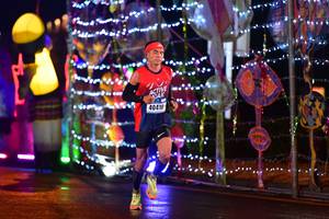 BIB: 40410
                            <button type="button" onclick="openModal(16365414)" class="btn btn-primary btn-sm float-right btn-popup" data-toggle="modal" data-target=".modal-high-quality">
                        <i class="fas fa-shopping-cart"></i> Add to Cart
                    </button>
                                            <button type="button" onclick="isThisMe(16365414, true)" class="btn btn-success btn-sm float-right btn-popup btn-isme hidden" data-toggle="tooltip" data-placement="bottom" title="นี่คือรูปของคุณใช่ไหม คลิกที่นี่เพื่อเอาเข้าอัลบั้ม">
                        <i class="fas fa-plus"></i> Add to album
                    </button>
                    <button type="button" onclick="isThisMe(16365414, false)" class="btn btn-warning btn-sm float-right btn-popup btn-isnotme hidden">
                        <i class="fas fa-ban"></i> Remove from album
                    </button>